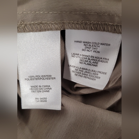 Anne Klein Gold Metallic Top Blouse Long Sleeve XL Excellent Condition - Picture 6 of 6